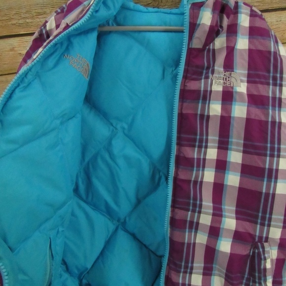 The North Face 550 Girl's Reversible Hooded Jacket - Picture 10 of 16
